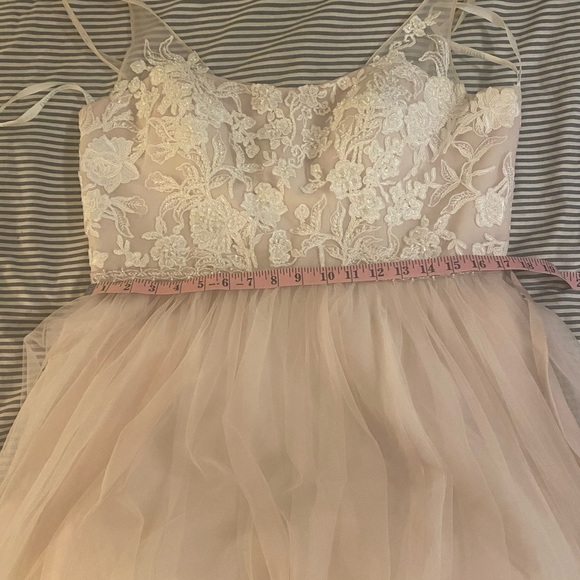 David’s Bridal Blush Beaded Floor-Length Wedding Dress Size 14 - Picture 6 of 7